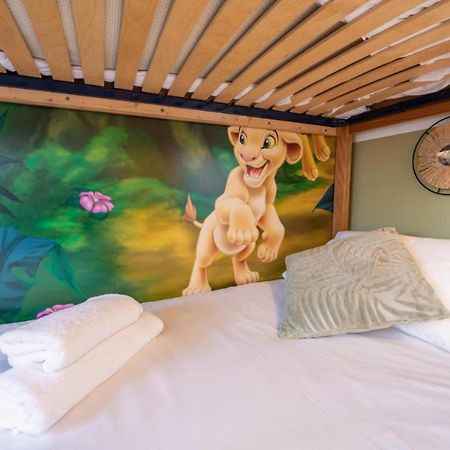 סאריס Jungle Duplex With Pool 5 Min Disneyland מראה חיצוני תמונה